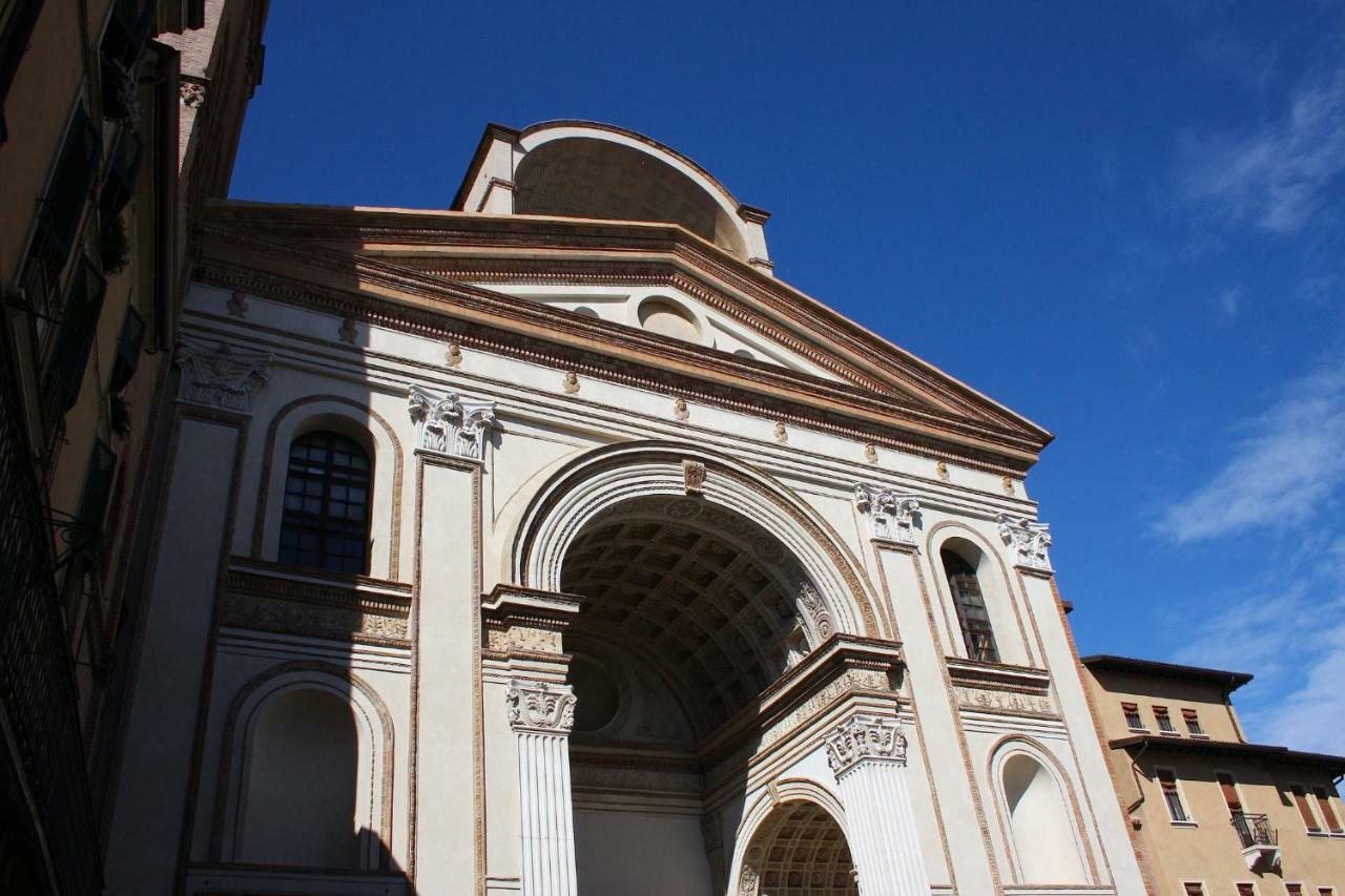 B&B Casa Dei Poeti Mântua Exterior foto